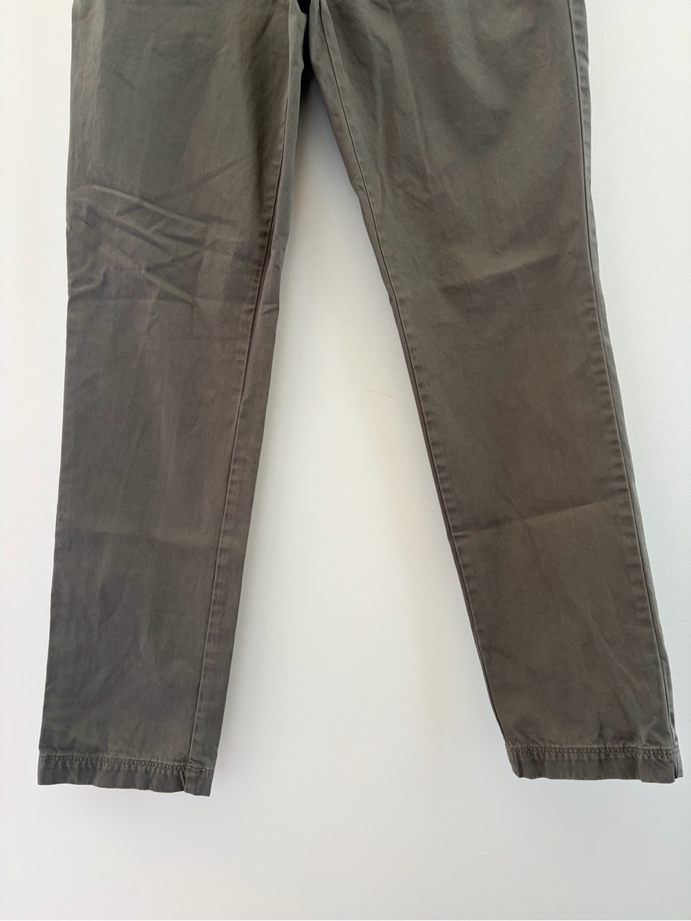 J Lindberg Khaki green straight leg Brushed Twill Cotton Chino Pants, 31x32 - Picture 4 of 10